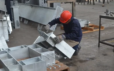 Diseño inteligente para galvanizado: drenaje y ventilación, claves para una protección duradera